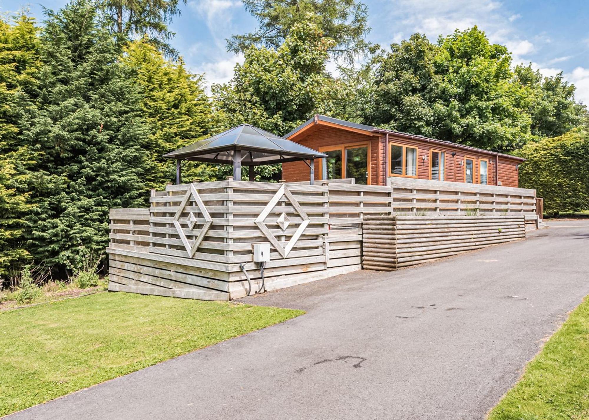Longnor Wood Holiday Park Exterior foto